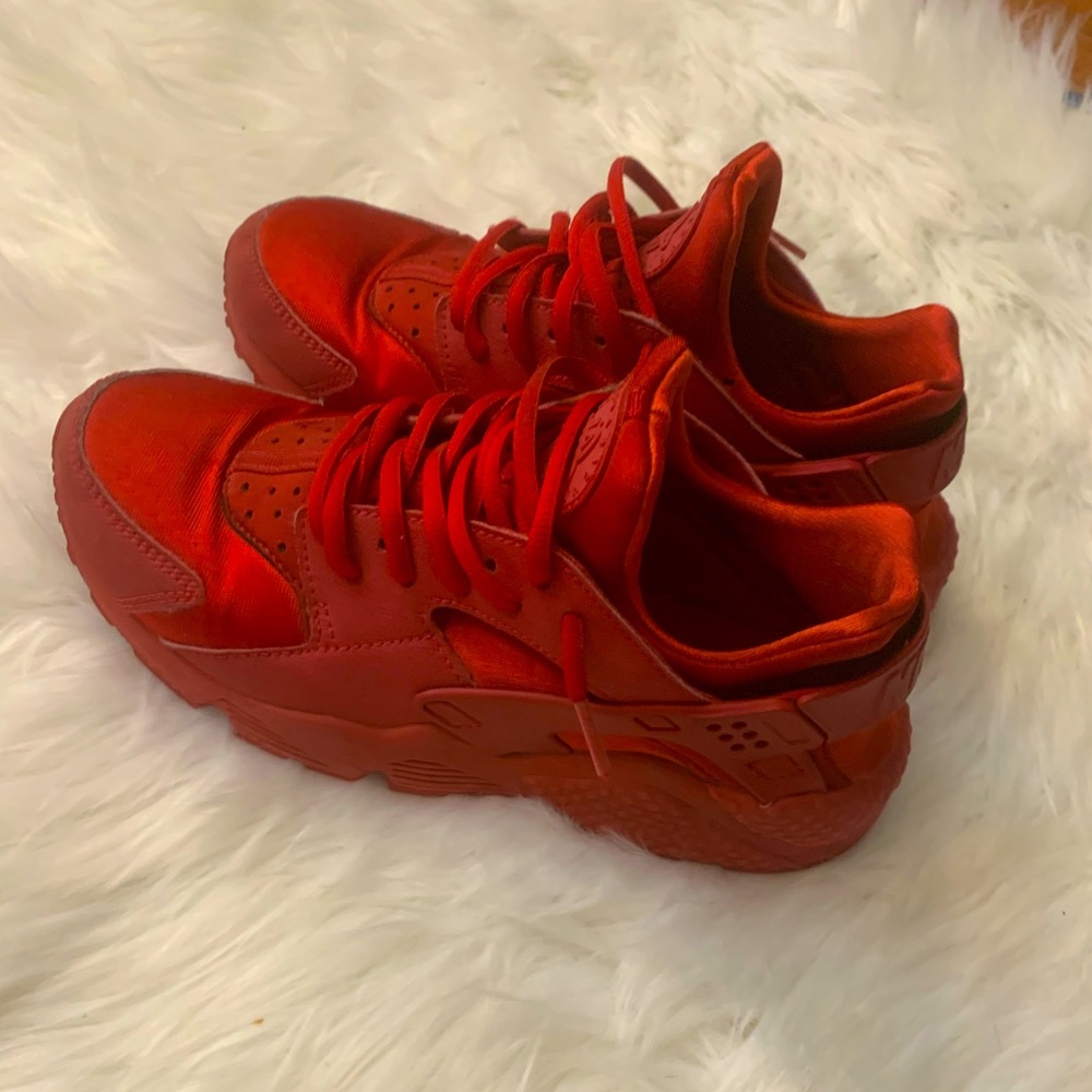 Nike Huraches